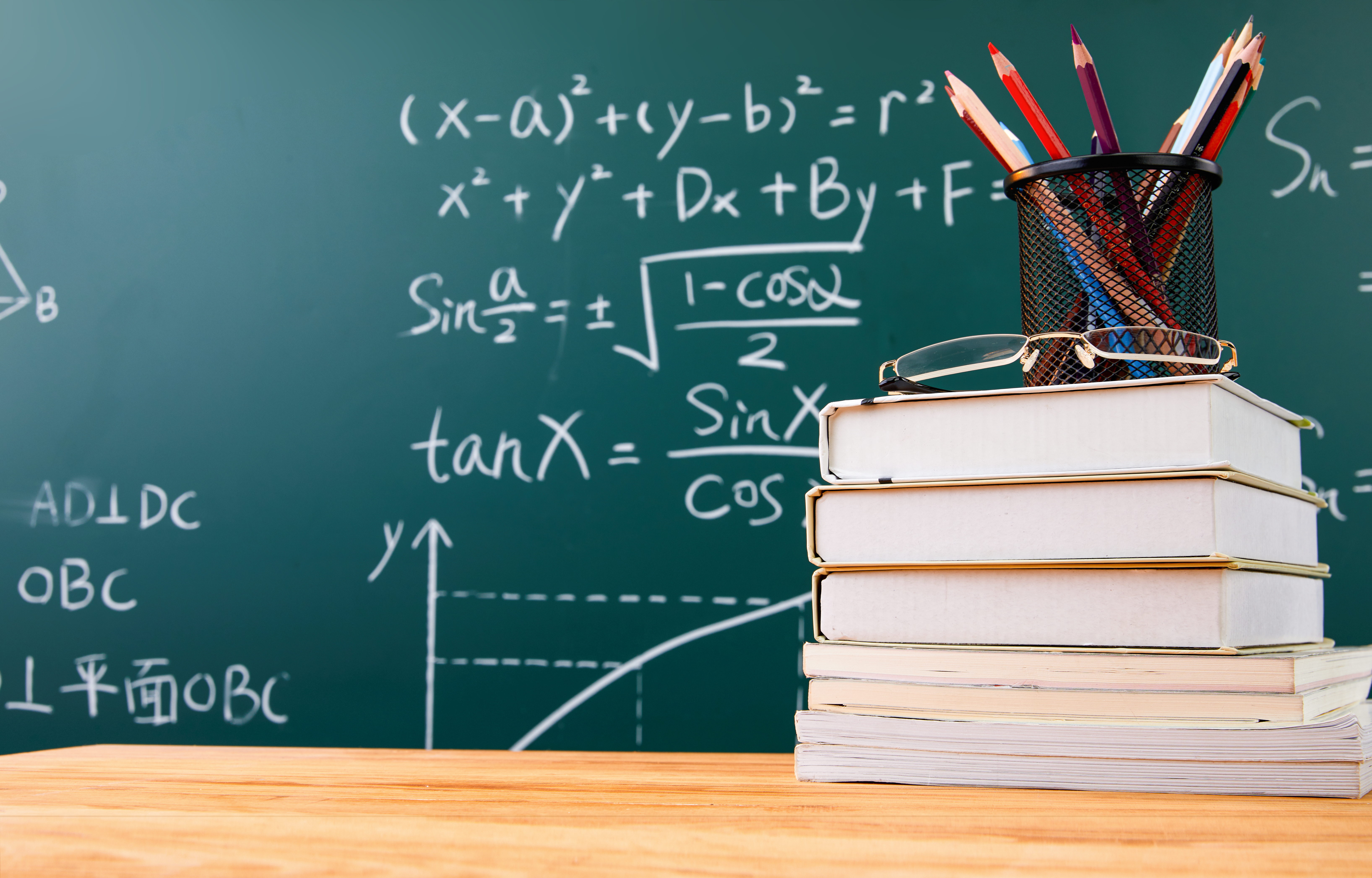 UFPB REALIZA INSCRIÇÕES ATÉ SEXTA (08) PARA CURSO DE GRADUAÇÃO EM MATEMÁTICA Foto: wirestock/Freepik